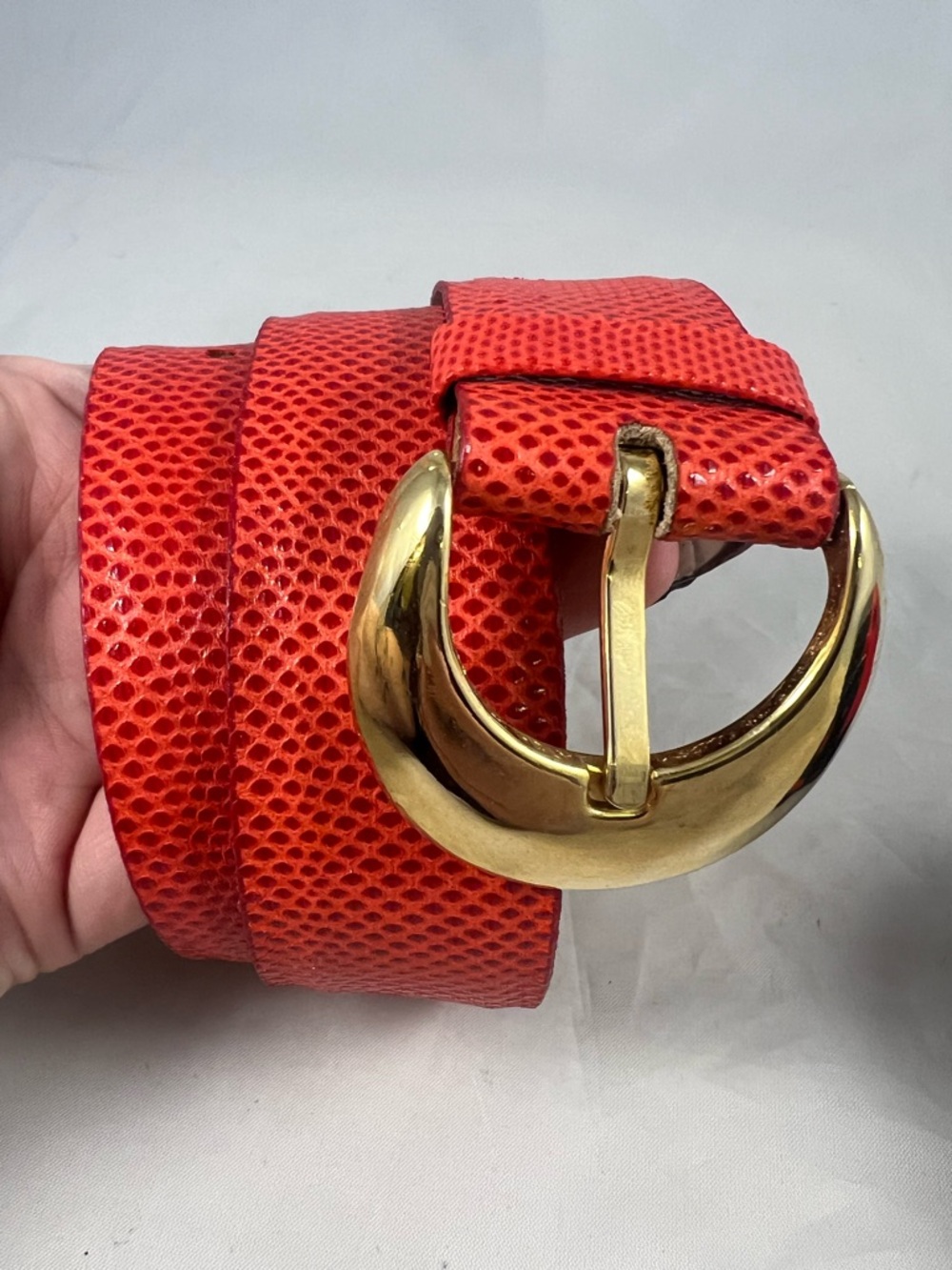 Vintage Women’s Red Genuine Reptile Emmanuel Pour Canada Belt Gold Buckle Size S